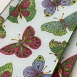 Platos decoupage para regalar León mariposas