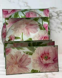 Platos decoupage para regalar peonias