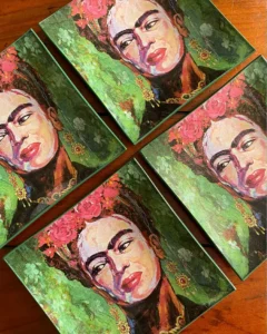Platos decoupage para regalar León Frida Kahlo