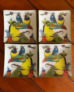 Platos decoupage para regalar tucán
