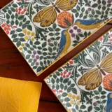 Platos decoupage para regalar mariposas y pájaros