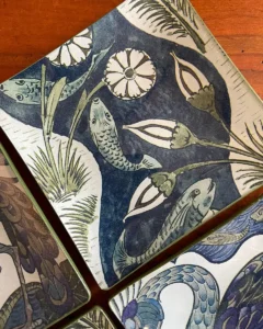 Platos decoupage para regalar garza y peces