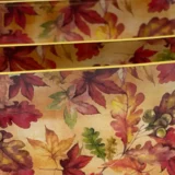 Platos decoupage para regalar hojas de otoño y bellotas