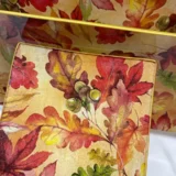 Platos decoupage León para regalar hojas de otoño y bellotas