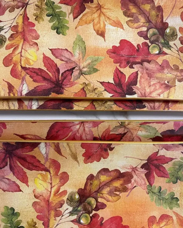 Platos decoupage para regalar hojas de otoño y bellotas