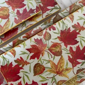 Platos decoupage León para regalar hojas de otoño rojas