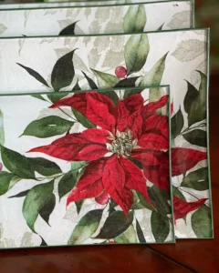 Platos decoupage para regalar flor de pascua