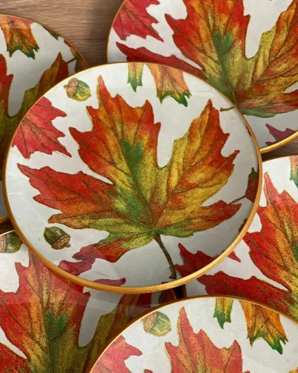 Platos decoupage para regalar hojas de otoño