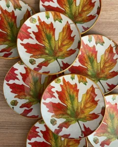 Platos decoupage para regalar hojas de otoño