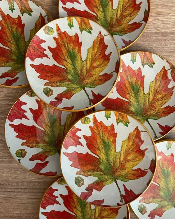 Platos decoupage para regalar hojas de otoño