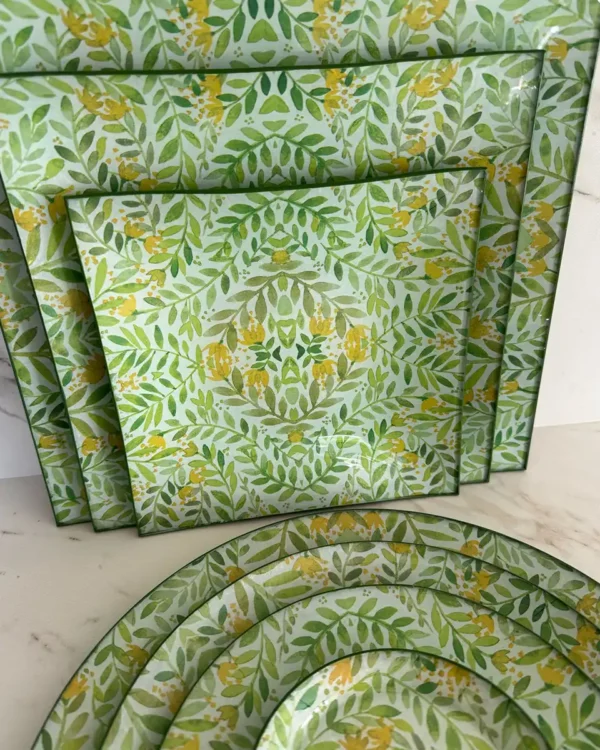 Platos decoupage para regalar flores verdes y amarillas