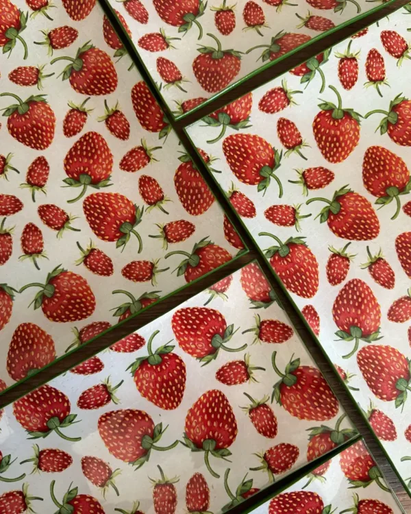 Platos decoupage para regalar fresas