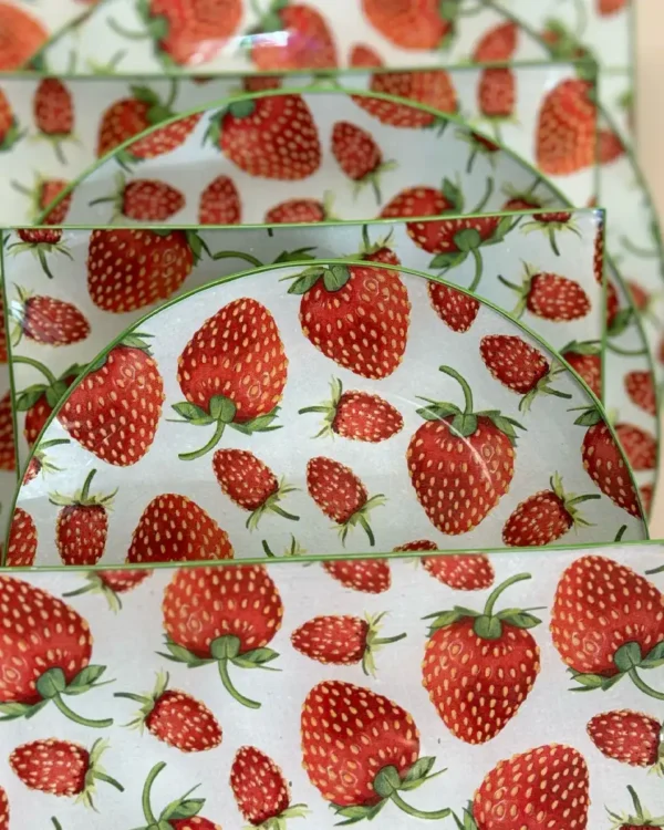 Platos decoupage León para regalar fresas