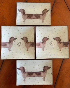 Platos decoupage León para regalar perros Teckel