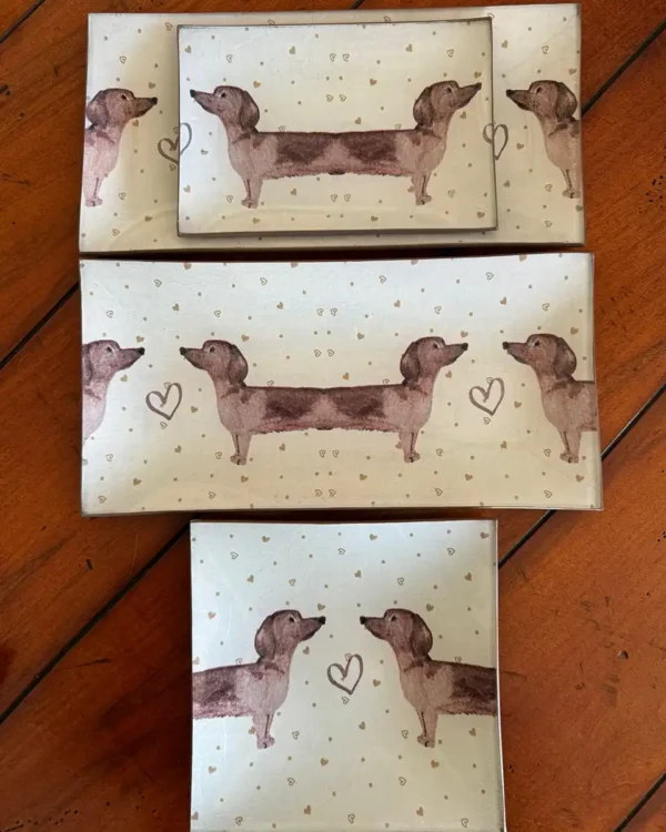 Platos decoupage León para regalar perros Teckel