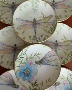 Platos decoupage para regalar libélulas