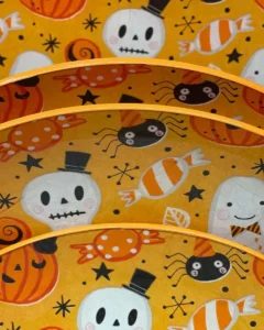 Platos decoupage para regalar León Halloween