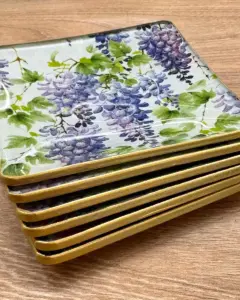 Platos decoupage para regalar León flores glicinias