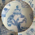 Platos decoupage para regalar León jarrón azul