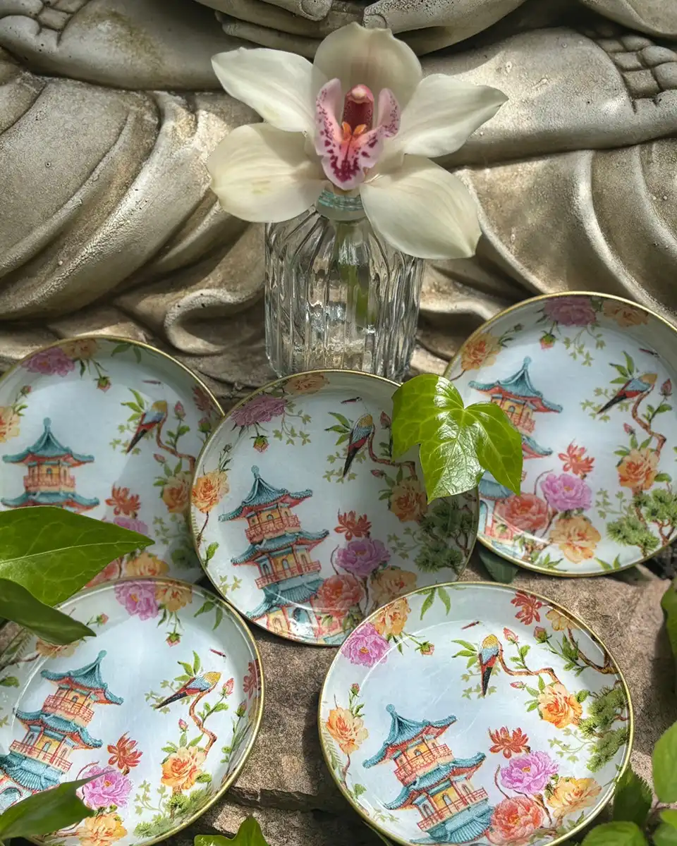 Platos decoupage para regalar León Jardín de oriente Platos decoupage para regalar León Jardín de oriente